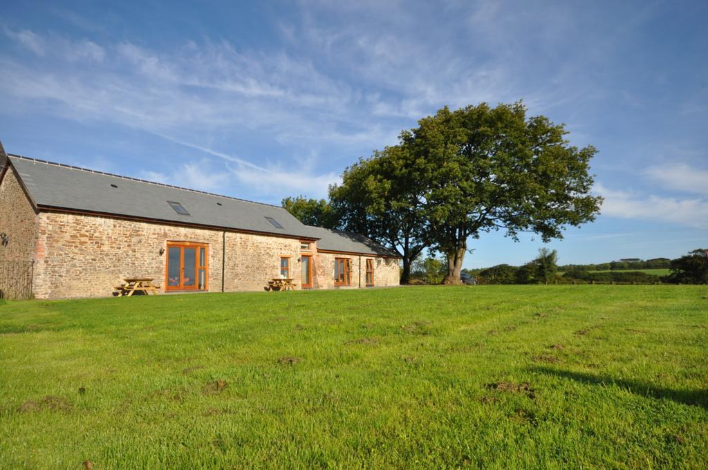 Hastings Barn Villa Bideford Exterior photo